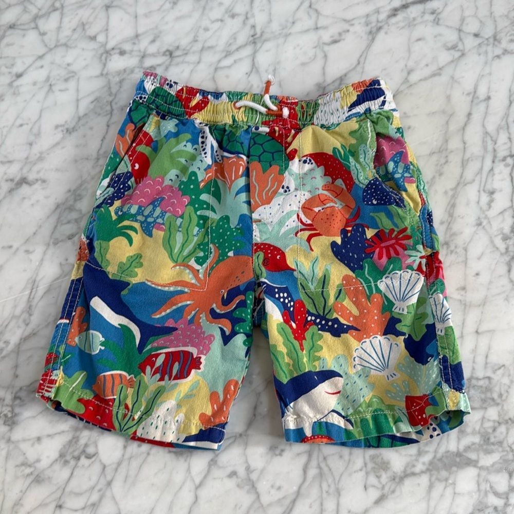 Mini Boden Ocean Adventure Drawstring Shorts in Colorful Coral Bay Sz 8
